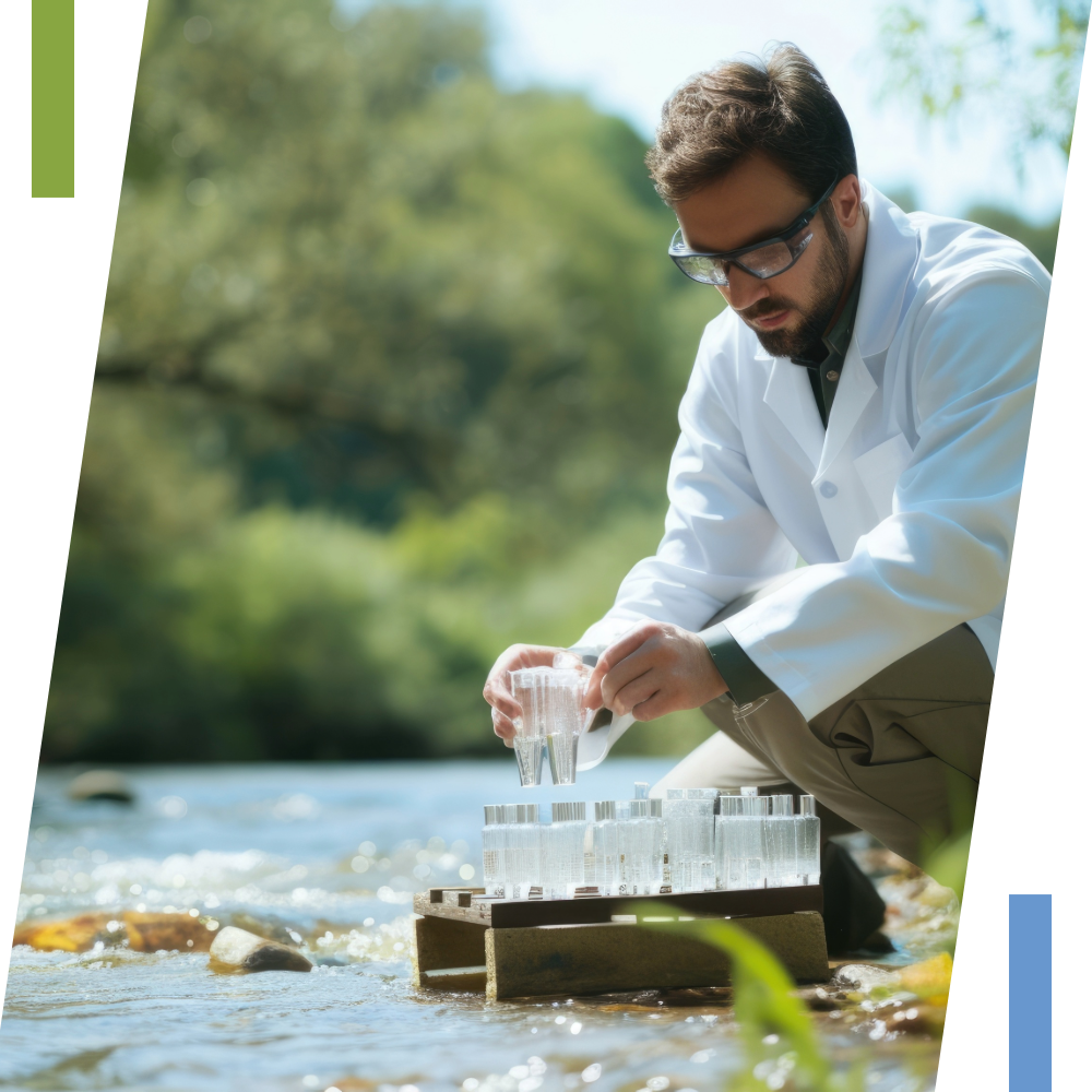 engenheiro ambiental analisando a qualidade da água
